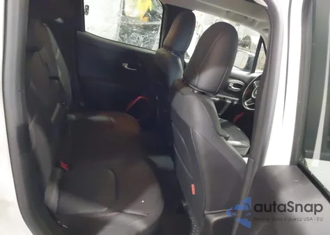 2016 Jeep Renegade Trailhawk z USA, uszkodzony, nr VIN ZACCJBCT8GPD17847